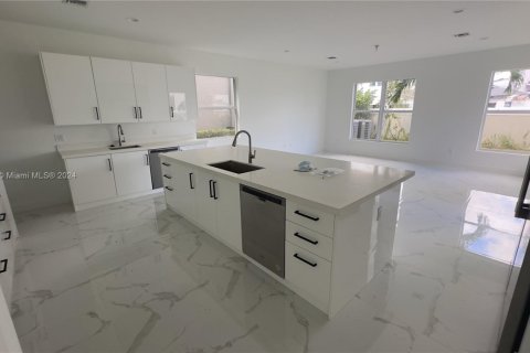 Villa ou maison à vendre à Dania Beach, Floride: 5 chambres № 1985471 - photo 20