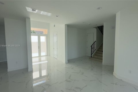 Villa ou maison à vendre à Dania Beach, Floride: 5 chambres № 1985471 - photo 6