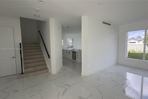 Villa ou maison à vendre à Dania Beach, Floride: 5 chambres № 1985471 - photo 1