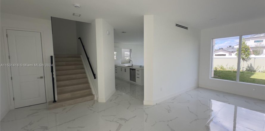 Villa ou maison à Dania Beach, Floride 5 chambres № 1985471