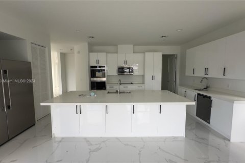 Villa ou maison à vendre à Dania Beach, Floride: 5 chambres № 1985471 - photo 24