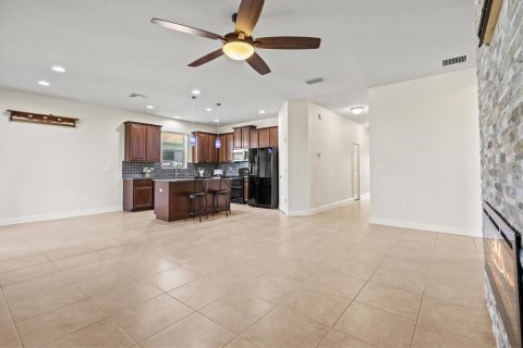 House in Parrish, Florida 4 bedrooms, 173.08 sq.m. № 1899822 - photo 20