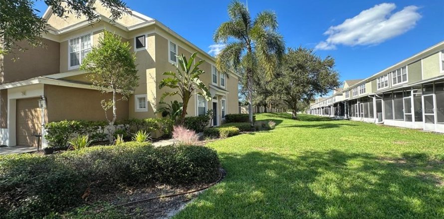 Adosado en Bradenton, Florida 3 dormitorios, 148.27 m2 № 2203080