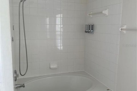 Adosado en alquiler en Bradenton, Florida, 3 dormitorios, 148.27 m2 № 2203080 - foto 16