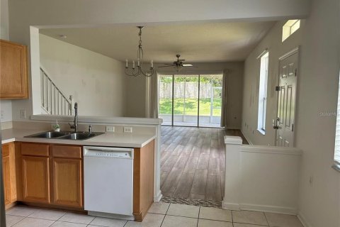 Adosado en alquiler en Bradenton, Florida, 3 dormitorios, 148.27 m2 № 2203080 - foto 7