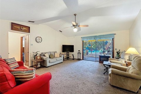 Villa ou maison à vendre à Spring Hill, Floride: 4 chambres, 168.34 m2 № 1901871 - photo 2