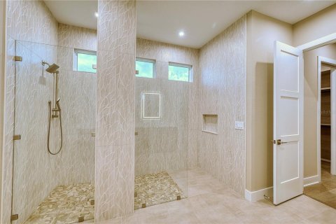 House in Sarasota, Florida 3 bedrooms, 276.48 sq.m. № 2221588 - photo 11