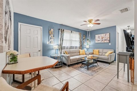 House in Brooksville, Florida 3 bedrooms, 79.71 sq.m. № 2338852 - photo 16
