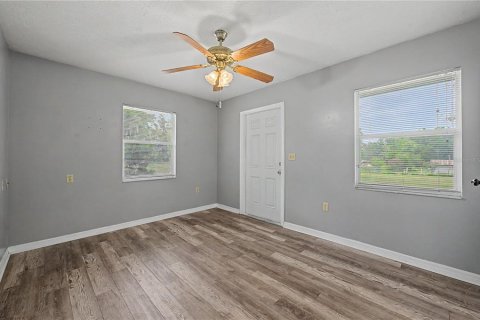 House in Lakeland, Florida 4 bedrooms, 245.73 sq.m. № 2201626 - photo 25