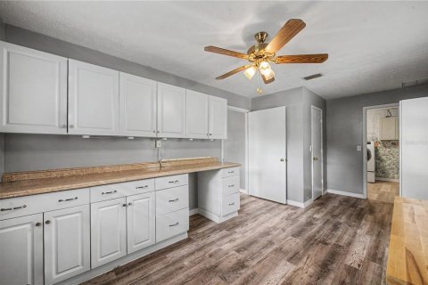 House in Lakeland, Florida 4 bedrooms, 245.73 sq.m. № 2201626 - photo 28
