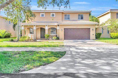 Villa ou maison à vendre à Miami Gardens, Floride: 5 chambres, 226.77 m2 № 2087867 - photo 24