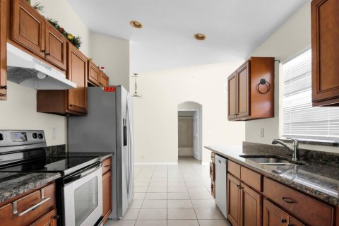 Casa en venta en Port St. Lucie, Florida, 3 dormitorios, 140.28 m2 № 2366337 - foto 8