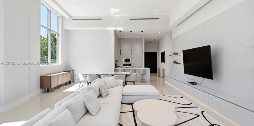 Condo à Aventura, Floride, 4 chambres № 2339947