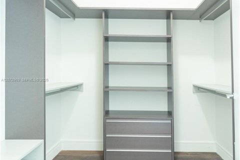 Copropriété à louer à Aventura, Floride: 4 chambres, 240.34 m2 № 2339947 - photo 19