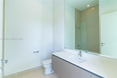 Copropriété à louer à Aventura, Floride: 4 chambres, 240.34 m2 № 2339947 - photo 27