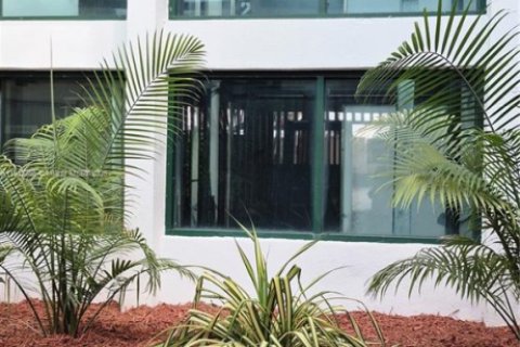 Condominio en Miami, Florida, 2 dormitorios № 1973134