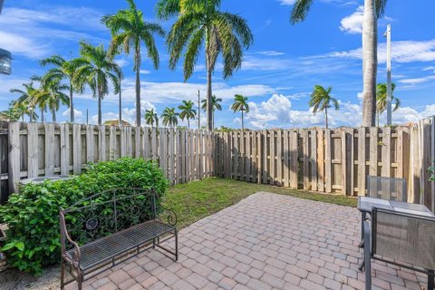 Touwnhouse à vendre à Homestead, Floride: 2 chambres, 132.11 m2 № 2083173 - photo 28