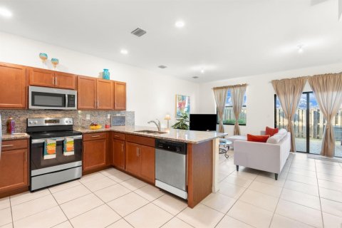 Touwnhouse à vendre à Homestead, Floride: 2 chambres, 132.11 m2 № 2083173 - photo 7