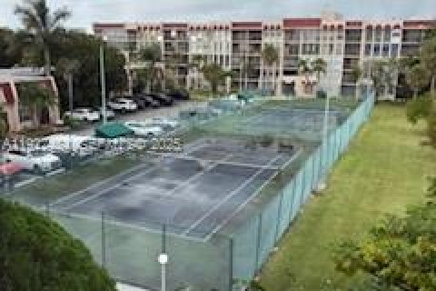 Condominio en venta en Hallandale Beach, Florida, 1 dormitorio, 102.19 m2 № 1977143 - foto 10