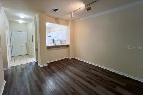 Adosado en alquiler en Gainesville, Florida, 2 dormitorios, 118.45 m2 № 1881234 - foto 18