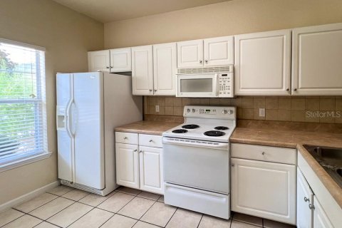 Adosado en alquiler en Gainesville, Florida, 2 dormitorios, 118.45 m2 № 1881234 - foto 3