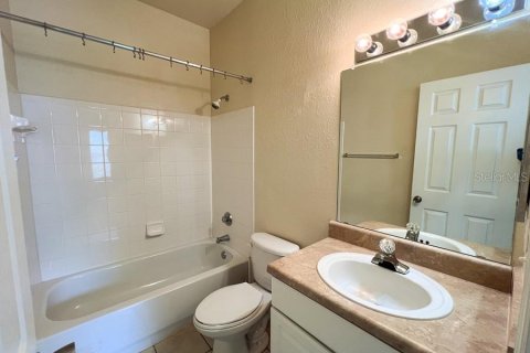 Adosado en alquiler en Gainesville, Florida, 2 dormitorios, 118.45 m2 № 1881234 - foto 10