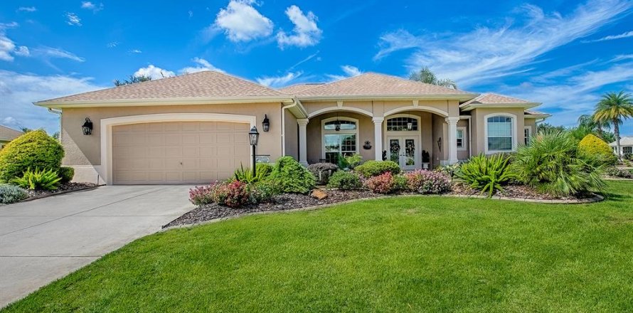 Casa en The Villages, Florida 3 dormitorios, 252.69 m2 № 1906931