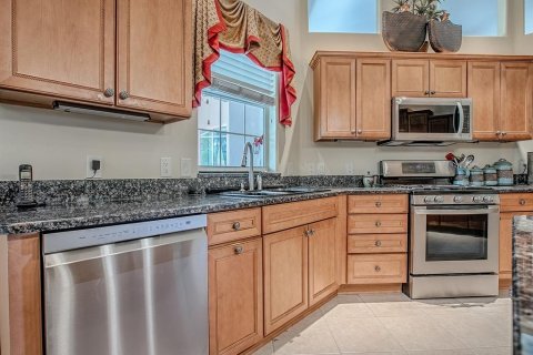 Casa en venta en The Villages, Florida, 3 dormitorios, 252.69 m2 № 1906931 - foto 13