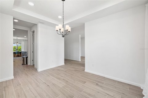 Купить виллу или дом в Уинтер-Гарден, Флорида 15 комнат, 462.37м2, № 2093712 - фото 12