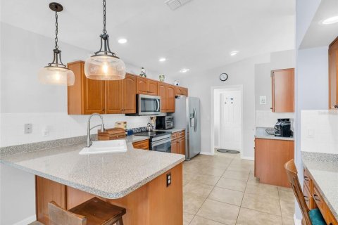 Casa en venta en New Port Richey, Florida, 3 dormitorios, 148.92 m2 № 1919156 - foto 11