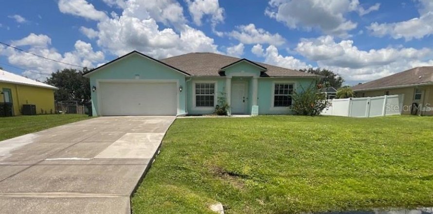 Casa en North Port, Florida 3 dormitorios, 153.66 m2 № 1849864