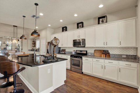 House in Apollo Beach, Florida 3 bedrooms, 237.27 sq.m. № 1744558 - photo 22