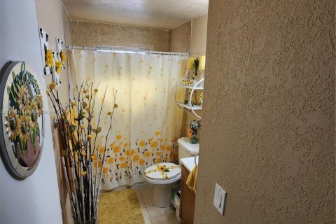Casa en venta en Miami, Florida, 3 dormitorios, 105.91 m2 № 1881541 - foto 7