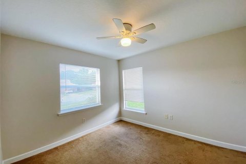 Dúplex en venta en Apopka, Florida, 4 dormitorios, 175.21 m2 № 2099758 - foto 11