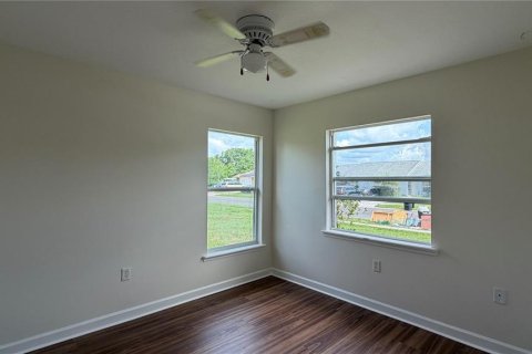 Dúplex en venta en Apopka, Florida, 4 dormitorios, 175.21 m2 № 2099758 - foto 12