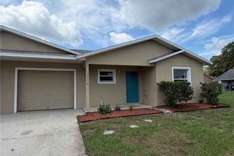 Dúplex en venta en Apopka, Florida, 4 dormitorios, 175.21 m2 № 2099758 - foto 3