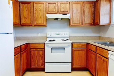 Dúplex en venta en Apopka, Florida, 4 dormitorios, 175.21 m2 № 2099758 - foto 4