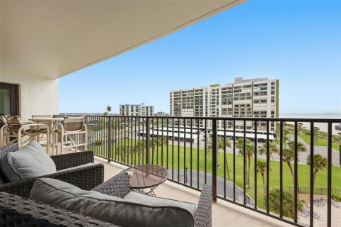 Condo in Clearwater, Florida, 2 bedrooms  № 2214750 - photo 5
