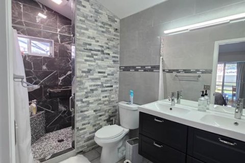 Снять в аренду виллу или дом в Киссимми, Флорида 3 комнаты, 124.86м2, № 2107476 - фото 16