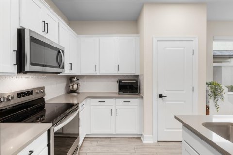 Touwnhouse à louer à Lauderdale Lakes, Floride: 3 chambres, 143.72 m2 № 1974355 - photo 8