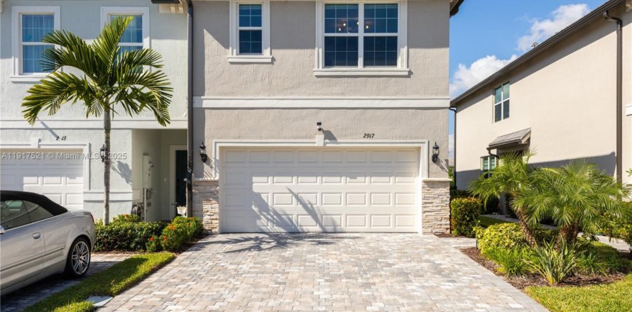 Touwnhouse à Lauderdale Lakes, Floride 3 chambres, 143.72 m2 № 1974355
