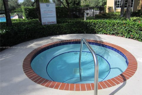 House in Homestead, Florida 3 bedrooms, 111.48 sq.m. № 1761823 - photo 30
