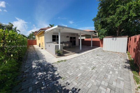 House in Homestead, Florida 3 bedrooms, 111.48 sq.m. № 1761823 - photo 24