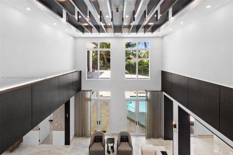Casa en venta en Bal Harbour, Florida, 6 dormitorios, 582.22 m2 № 2002283 - foto 13