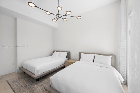 Casa en venta en Bal Harbour, Florida, 6 dormitorios, 582.22 m2 № 2002283 - foto 20