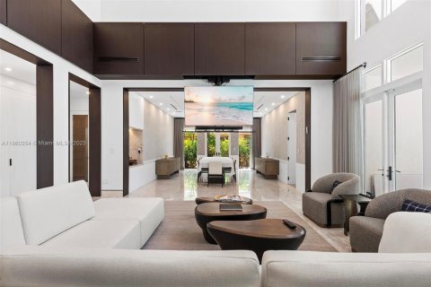 Casa en venta en Bal Harbour, Florida, 6 dormitorios, 582.22 m2 № 2002283 - foto 6