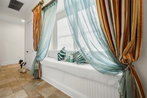 Casa en venta en Windermere, Florida, 4 dormitorios, 294.13 m2 № 2234273 - foto 11