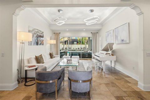 Casa en venta en Windermere, Florida, 4 dormitorios, 294.13 m2 № 2234273 - foto 4