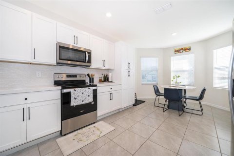 Casa en alquiler en Deltona, Florida, 3 dormitorios, 161.84 m2 № 1918190 - foto 7