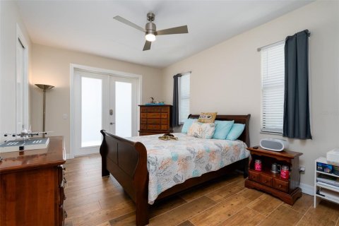 House in Port Charlotte, Florida 3 bedrooms, 208.94 sq.m. № 2213148 - photo 28